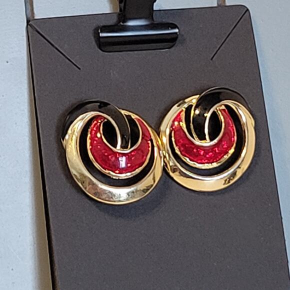 Vintage Gold Tone Enamel Swirl Pierced Earrings Black Red Round 1” - Picture 8 of 8